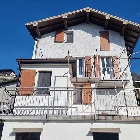 Casa Del Pozzo Apartment Vercana