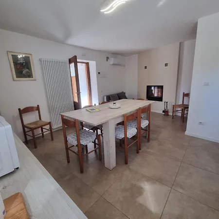 Casa Del Pozzo Lägenhet