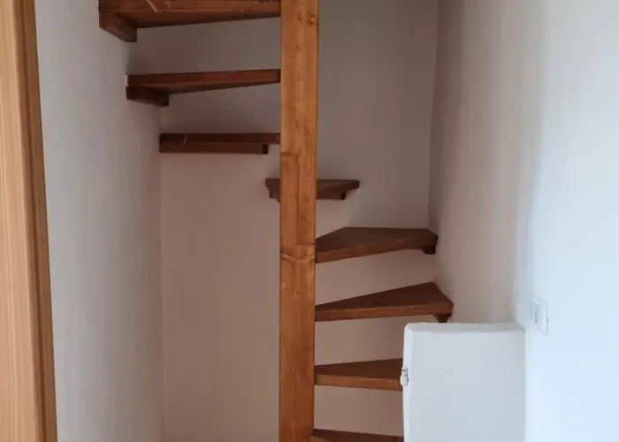 Casa Del Pozzo شقة فيركانا
