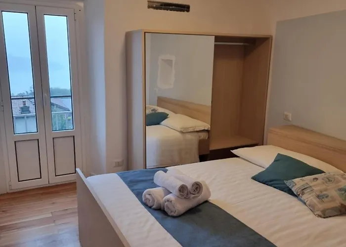شقة Casa Del Pozzo فيركانا