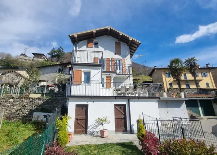 Casa Del Pozzo شقة